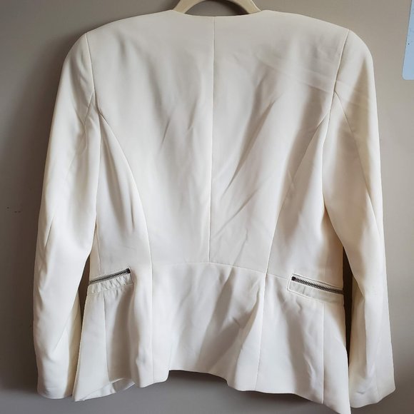 White Blazer - Picture 5 of 5